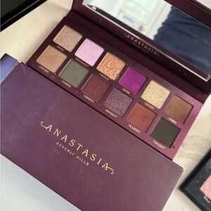 Anastasia Beverly Hills VIBRANT!! Eyeshadow Palette - Multi-Color